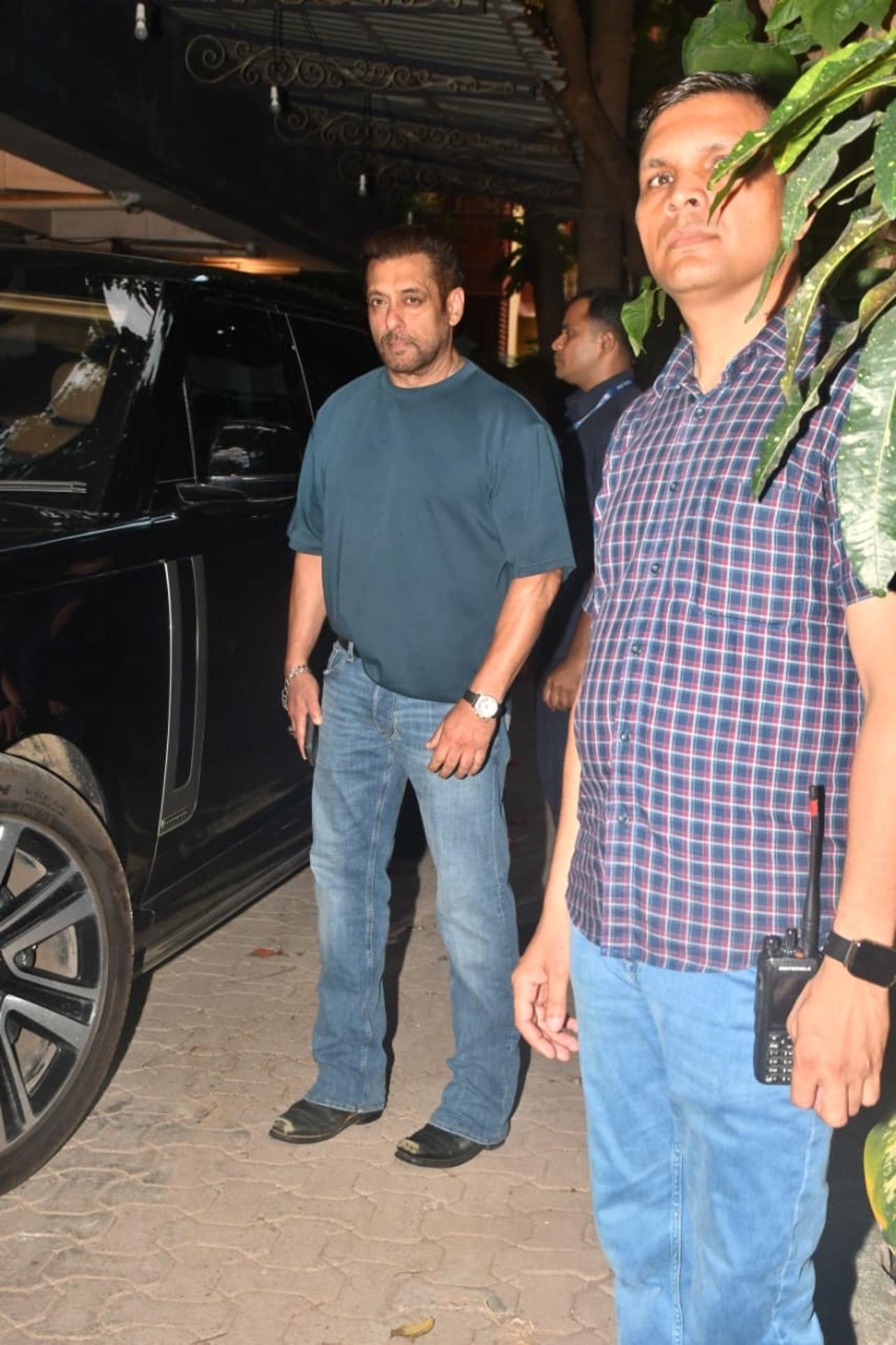 Salman Khan wore a simple t-shirt and jeans for his dubbing session.